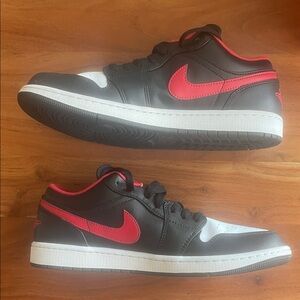 Nike Air Jordan 1 Low ‘White Toe’